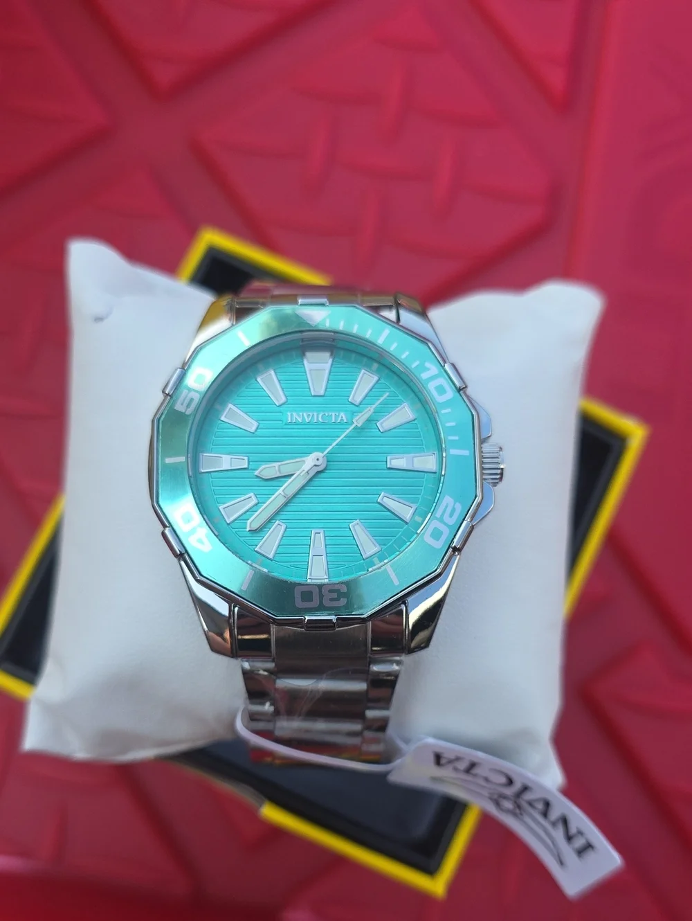 414. Invicta Diver Meridian Men's Watch - 46mm. Steel (69239)